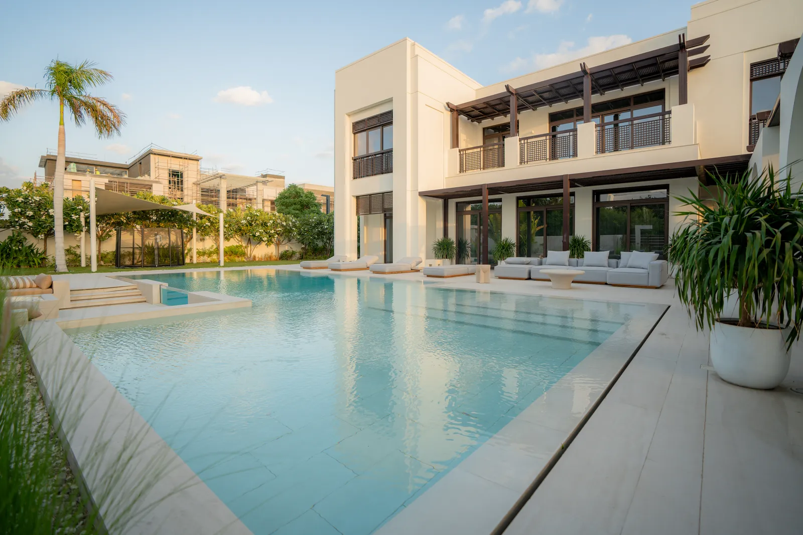 Villa 860 - Resort Pool & Loggia, landscape project by Luxland Landscaping